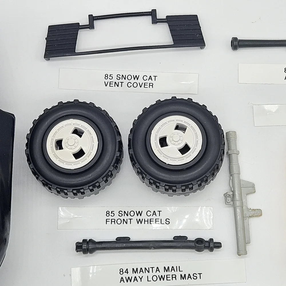 Vintage G.I. Joe Part Lot Swampfire Snow Cat Manta Mail AWE Striker PAC/RAT
